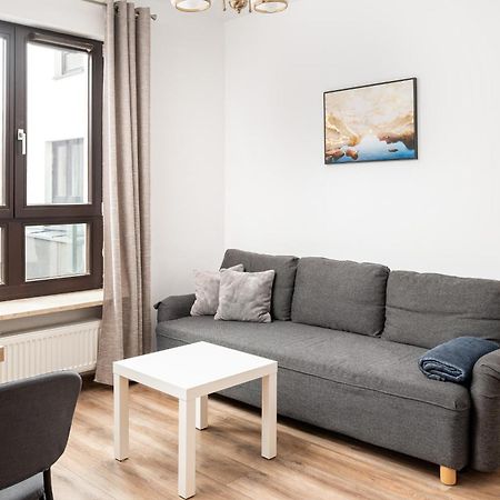 Metro Plocka Cosy Apartment ワルシャワ エクステリア 写真