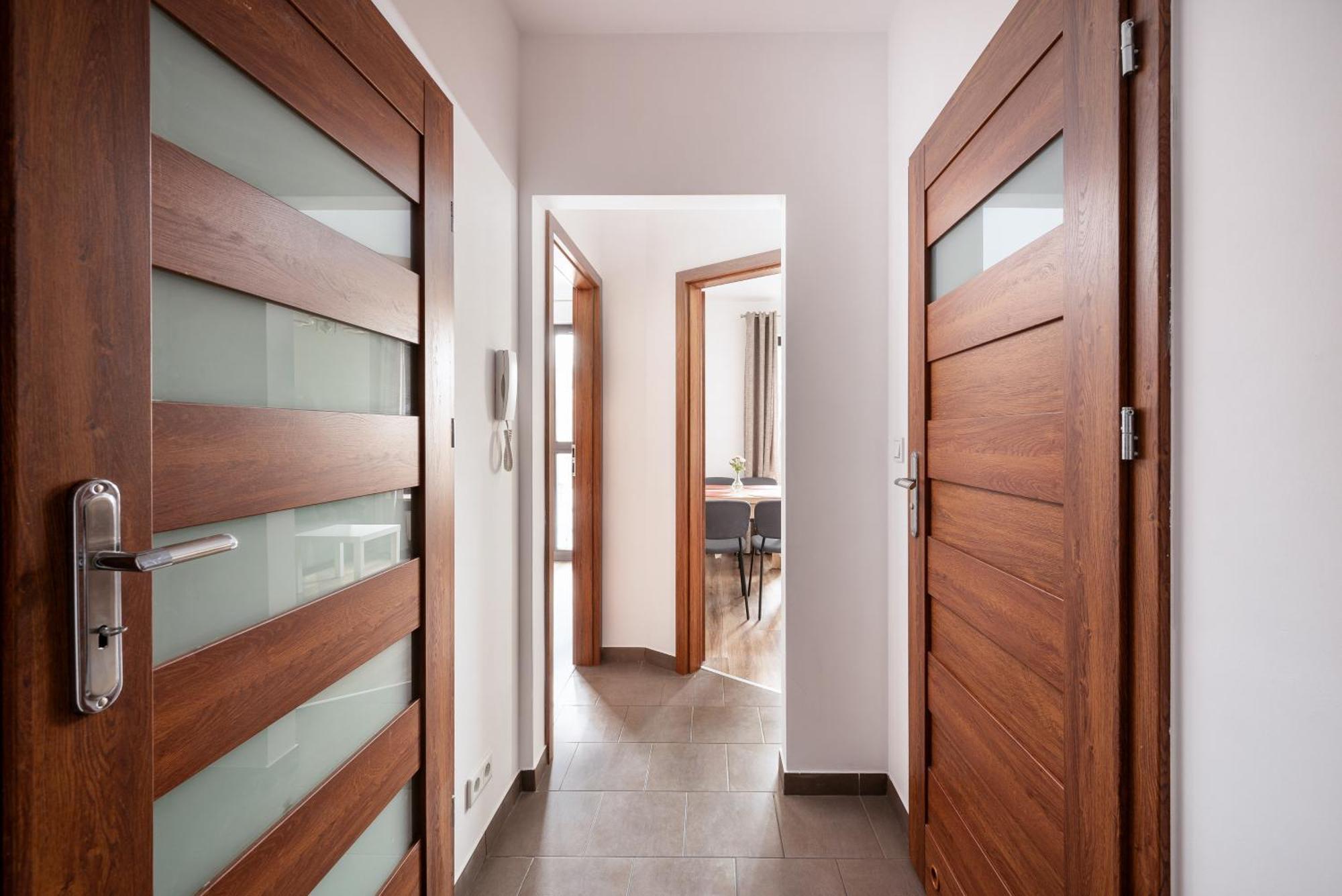 Metro Plocka Cosy Apartment ワルシャワ エクステリア 写真
